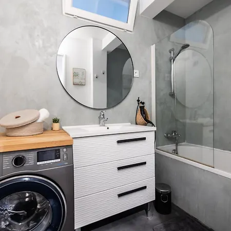 Apartment Air Conditioned, Inviting And Sunlit Appartement- Near Paris - Free Parking L'Hay-les-Roses